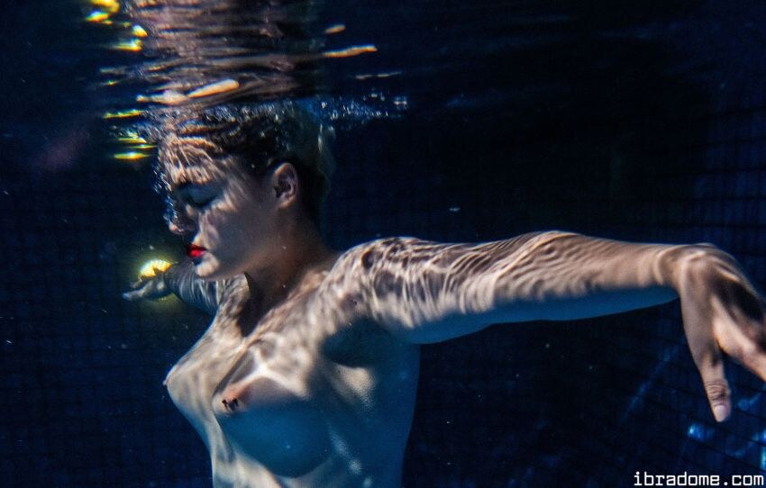 Stefania Ferrario Photo #26