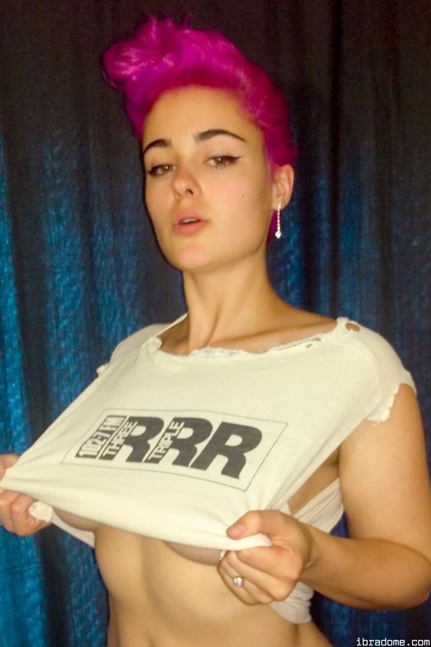Stefania Ferrario Photo #41