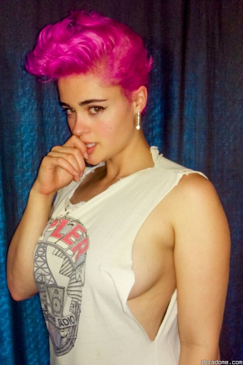 Stefania Ferrario Photo #71