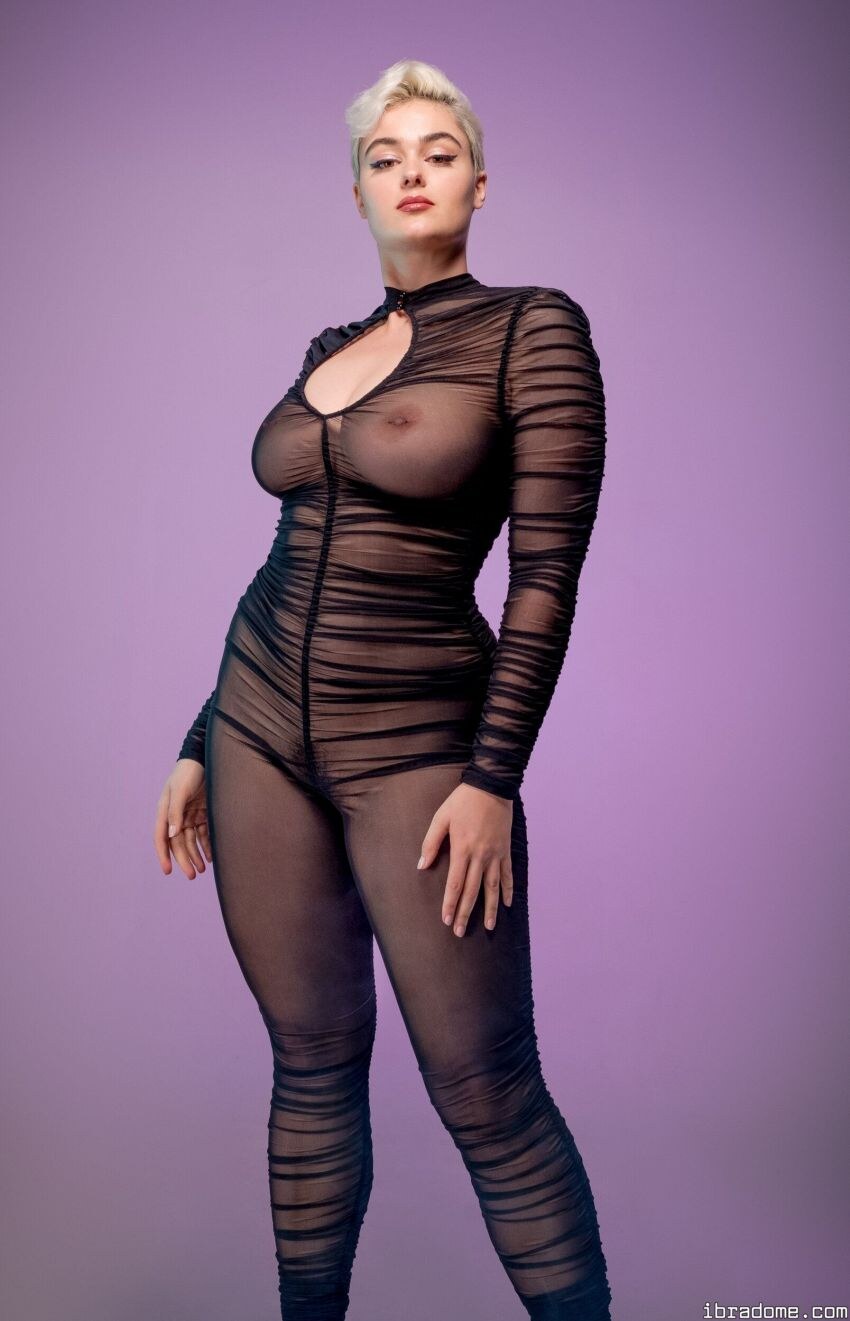 Stefania Ferrario Photo #174