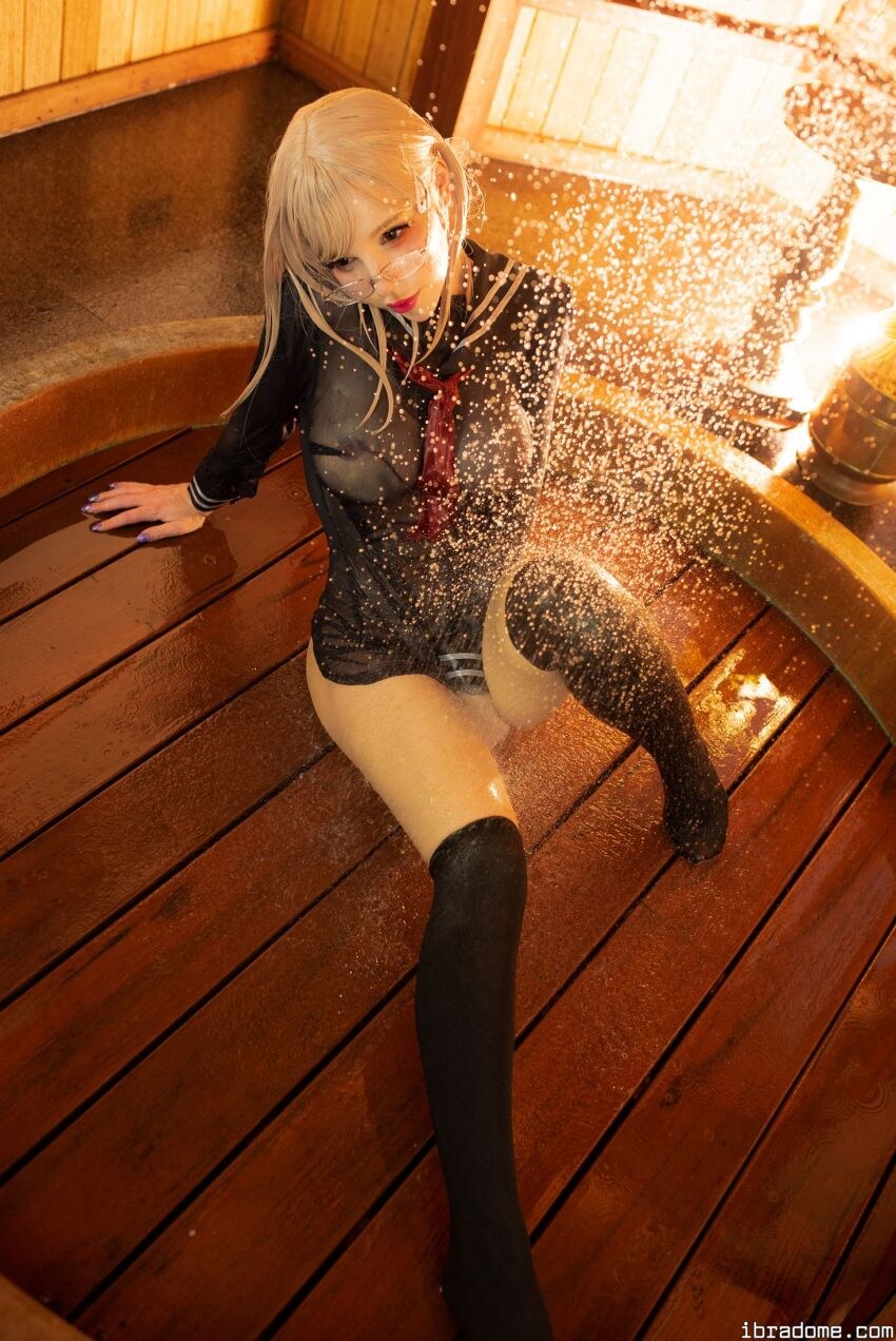 Katyuska Moonfox Photo #914