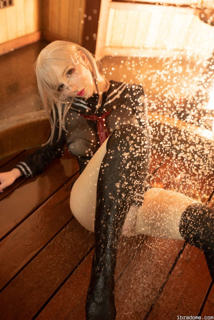 Katyuska Moonfox Photo #925