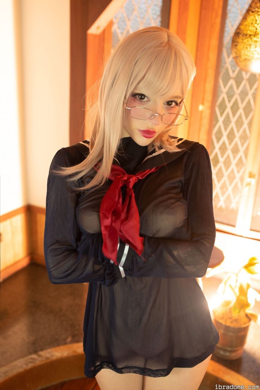 Katyuska Moonfox Photo #944