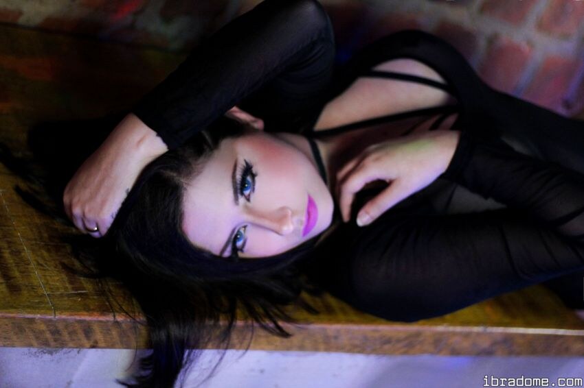 Elastic Straps Photo #2