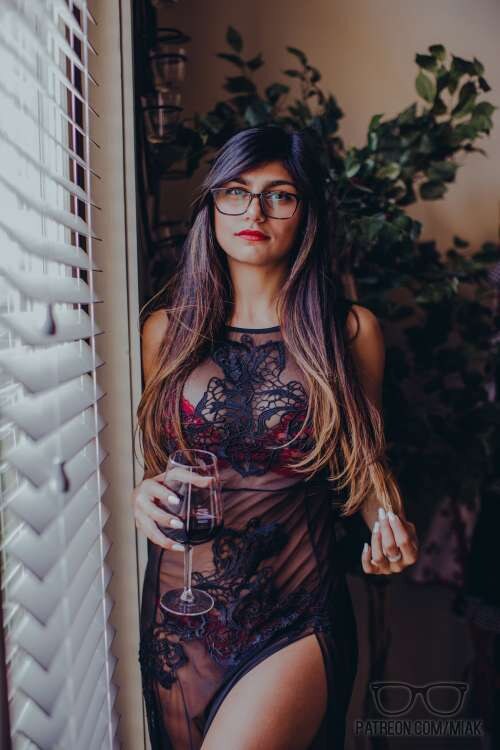 Mia Khalifa Photo #228