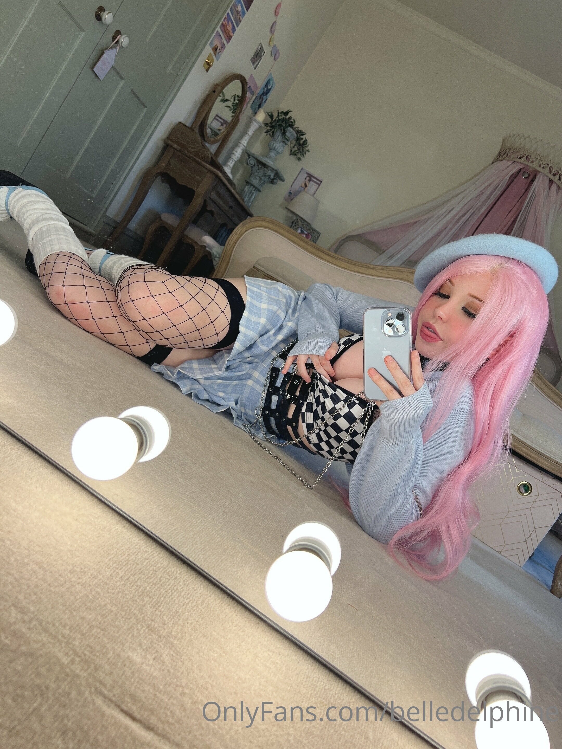 Belle Delphine Photo #4004