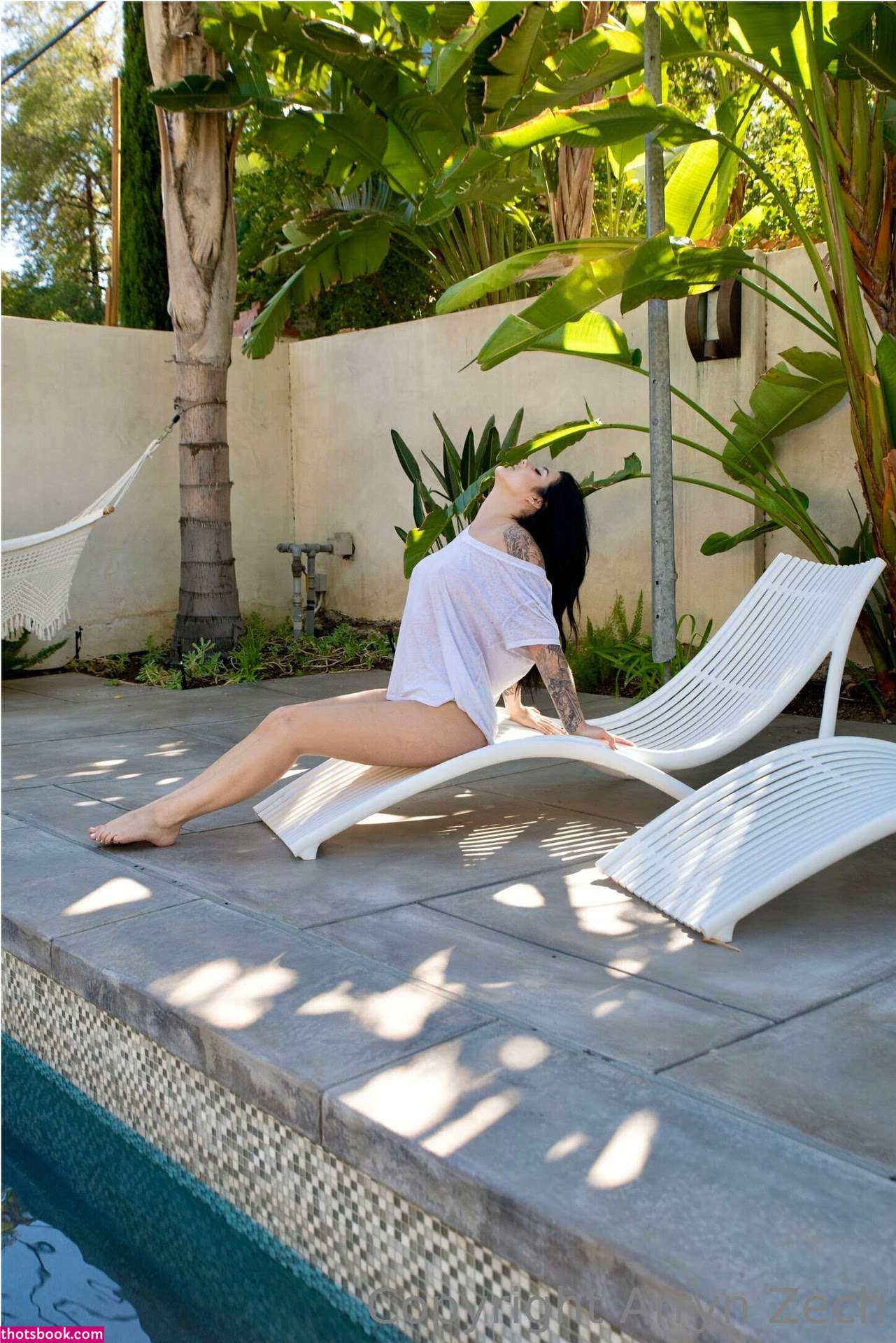 Arryn Zech Photo #122