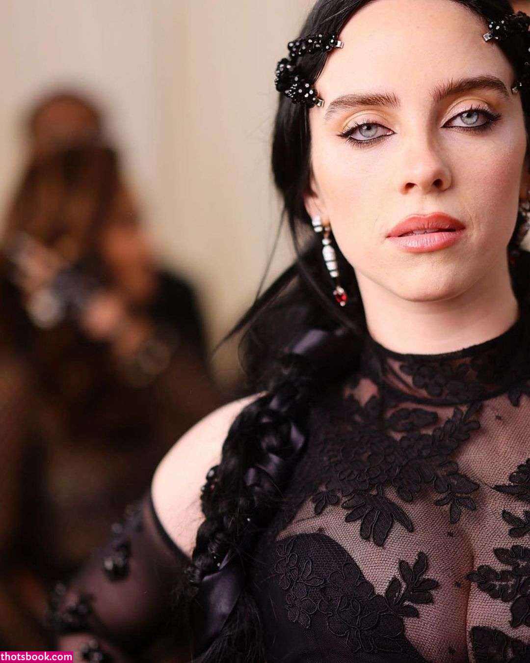 Billie Eilish Photo #30
