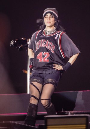 Billie Eilish Photo #43