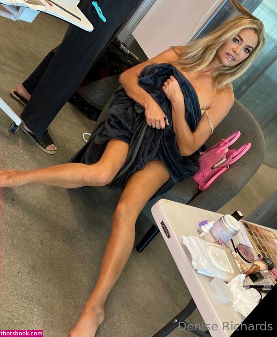 Denise Richards Photo #25