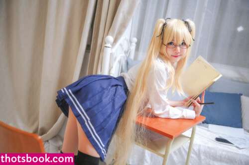 Sally Dorasnow Photo #2