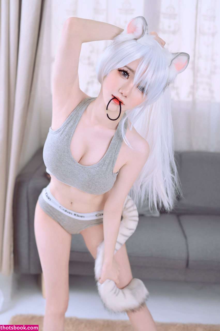 Sally Dorasnow Photo #49