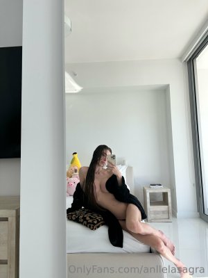 Anllela Sagra Photo #45