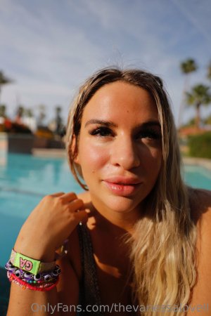 Vanessa Lovell Photo #18