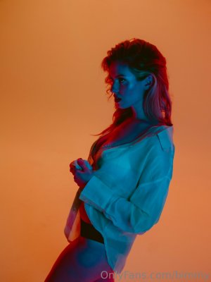 Barbara Dunkelman Photo #122