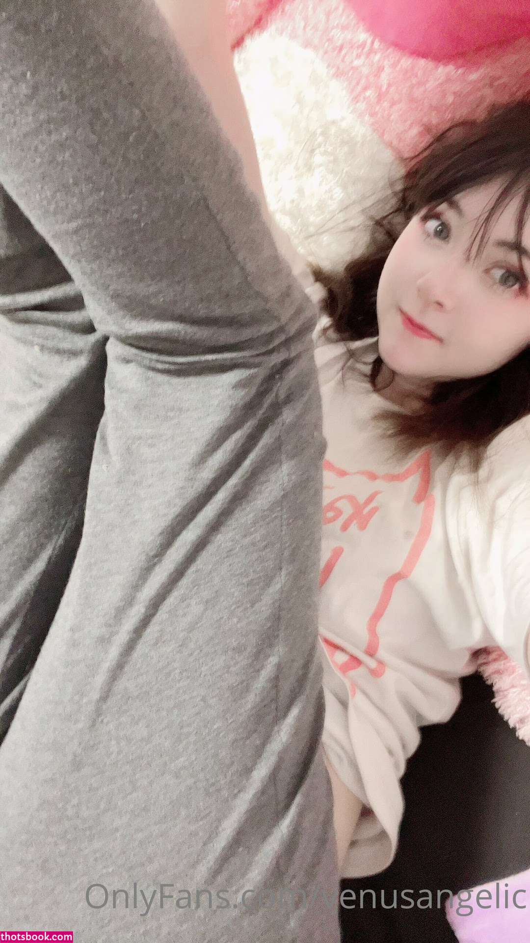 Venusangelic Photo #2