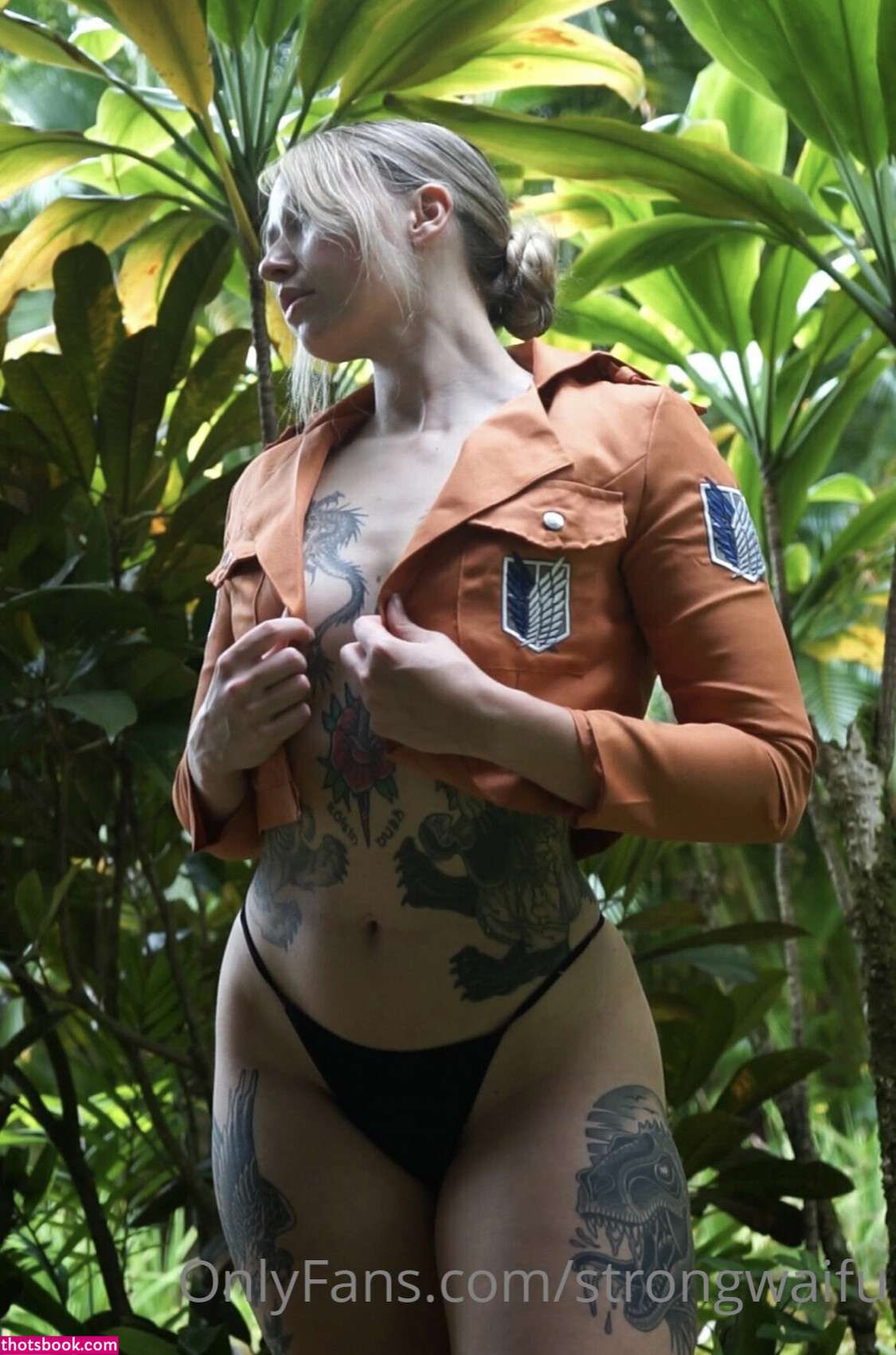 Strongwaifu Photo #54