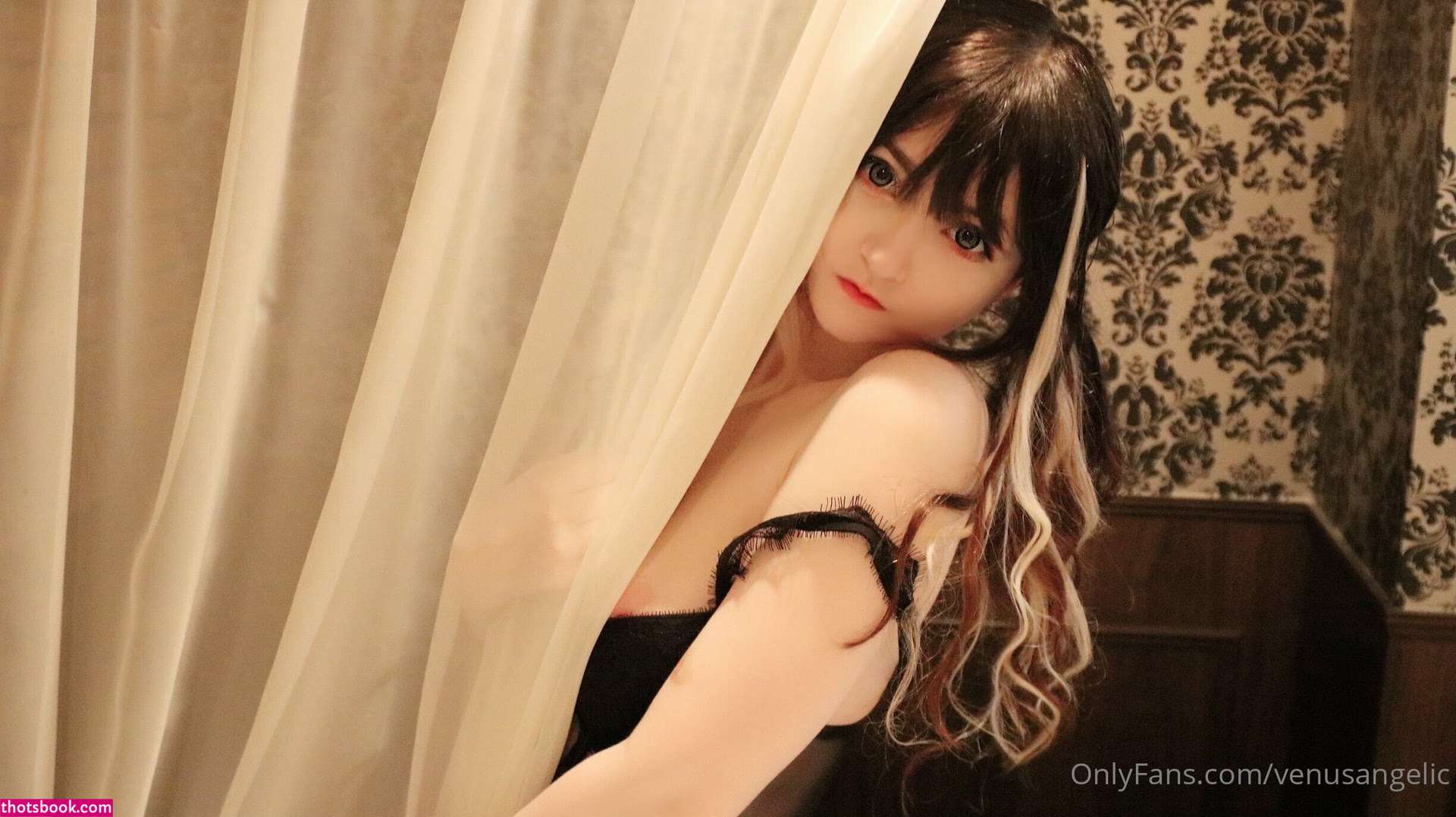 Venusangelic Photo #69