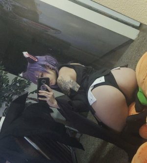 Daintywaifu Photo #33