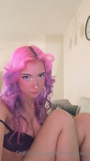 kardelexuwu Photo #22