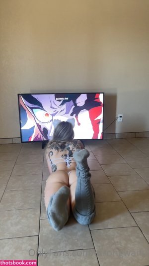 Strongwaifu Video #69