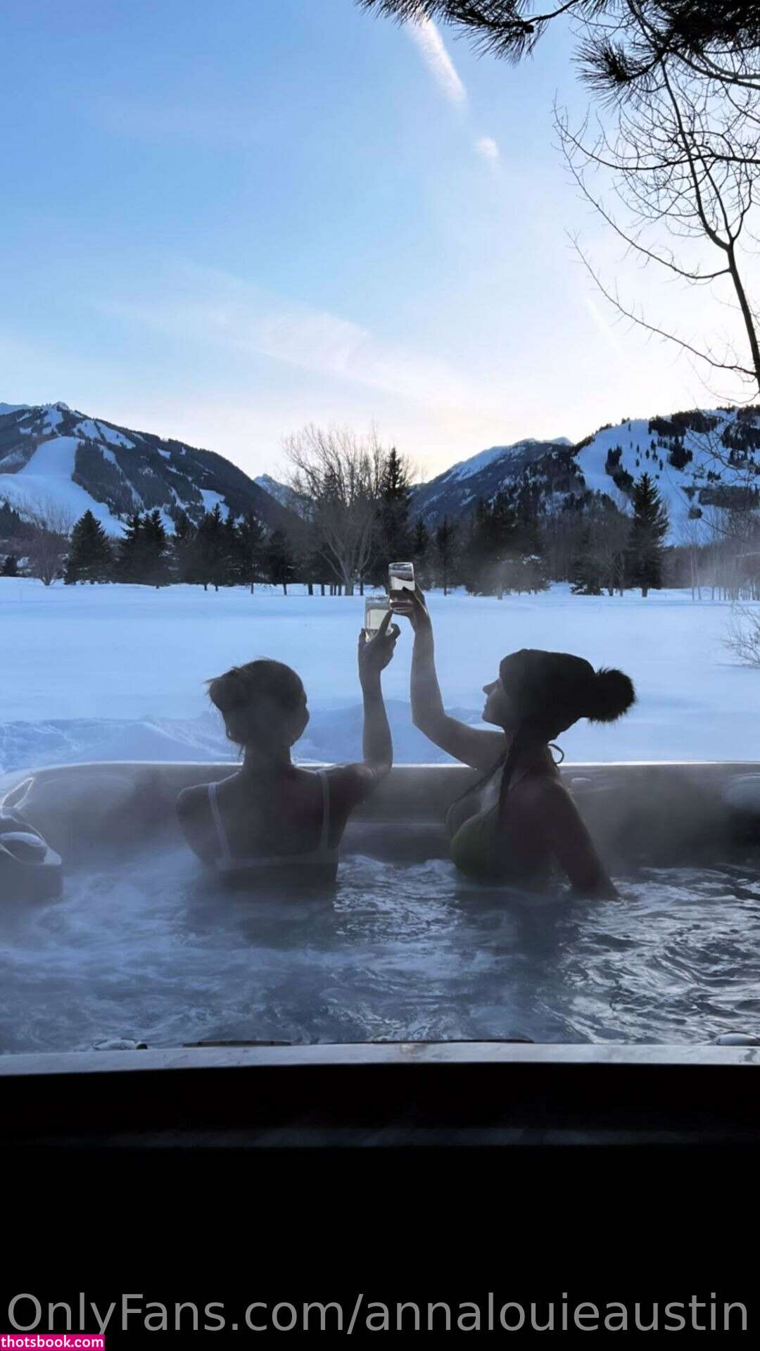 Anna Louise Photo #71