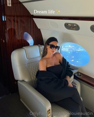 Anna Louise Photo #79