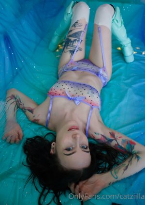 Catziilla Photo #123