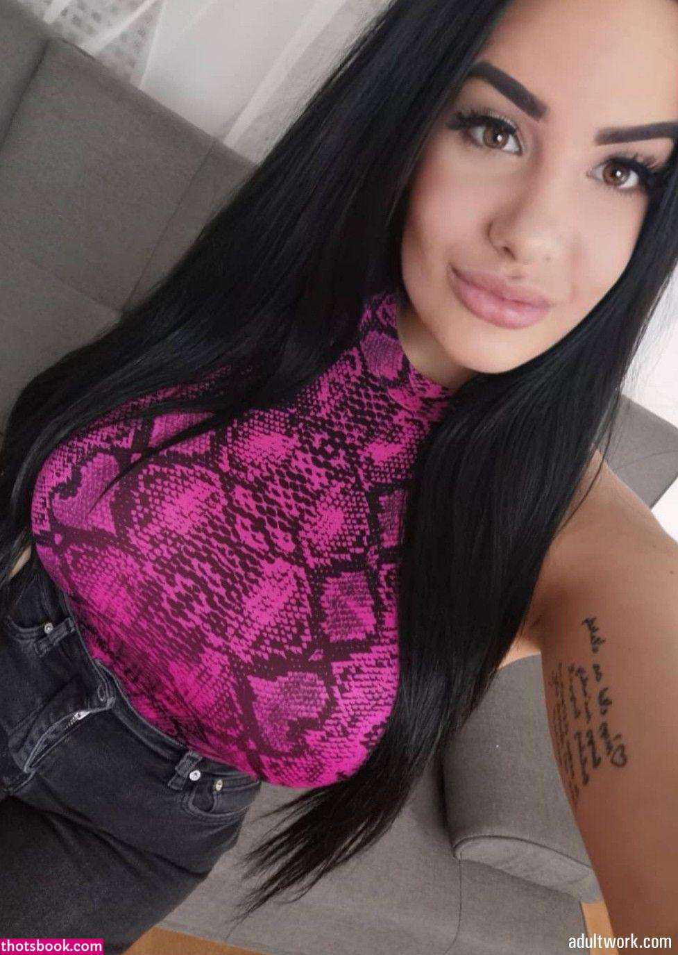 Alexaddoficia Photo #29