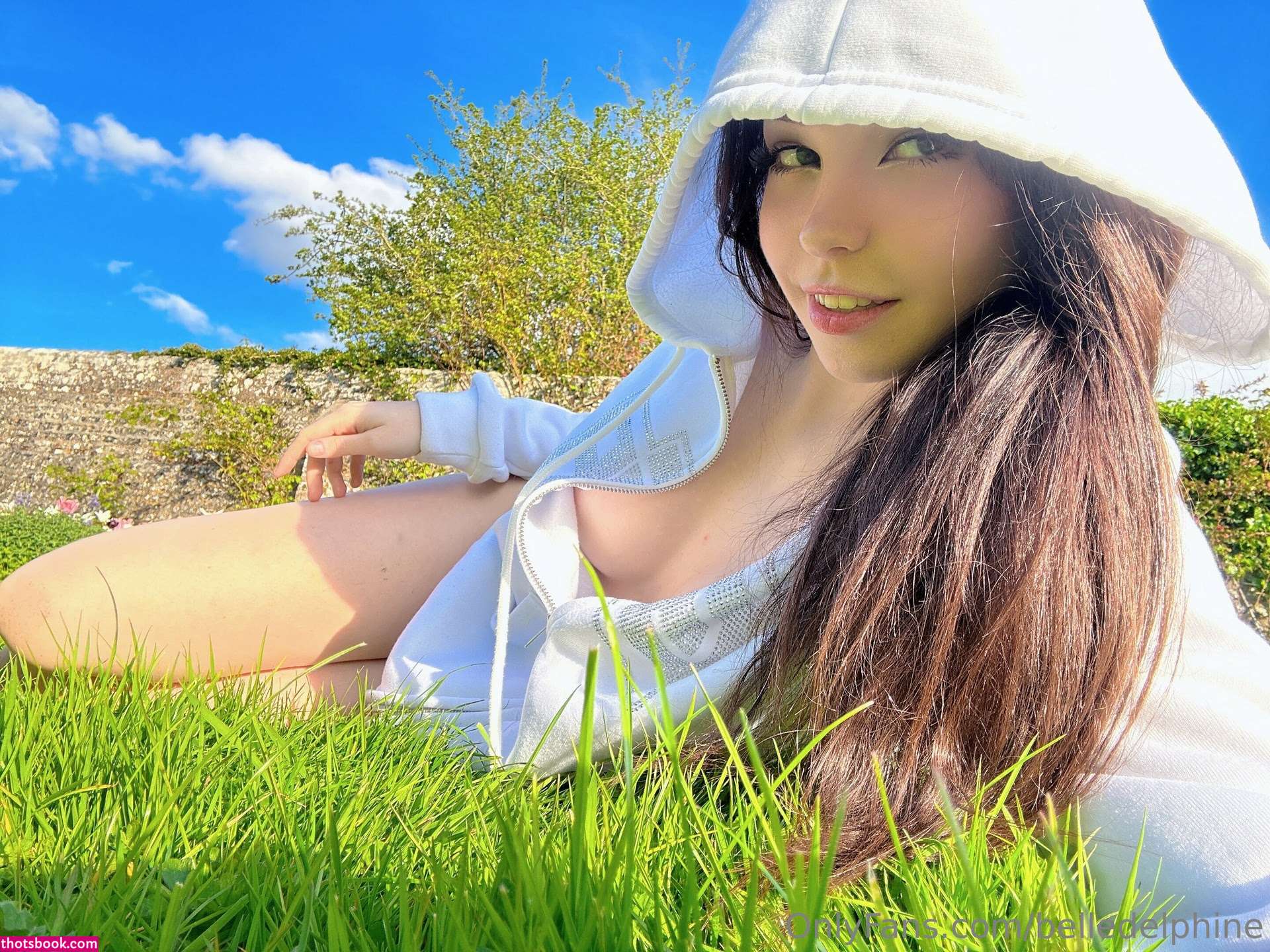 Belle Delphine Photo #5754