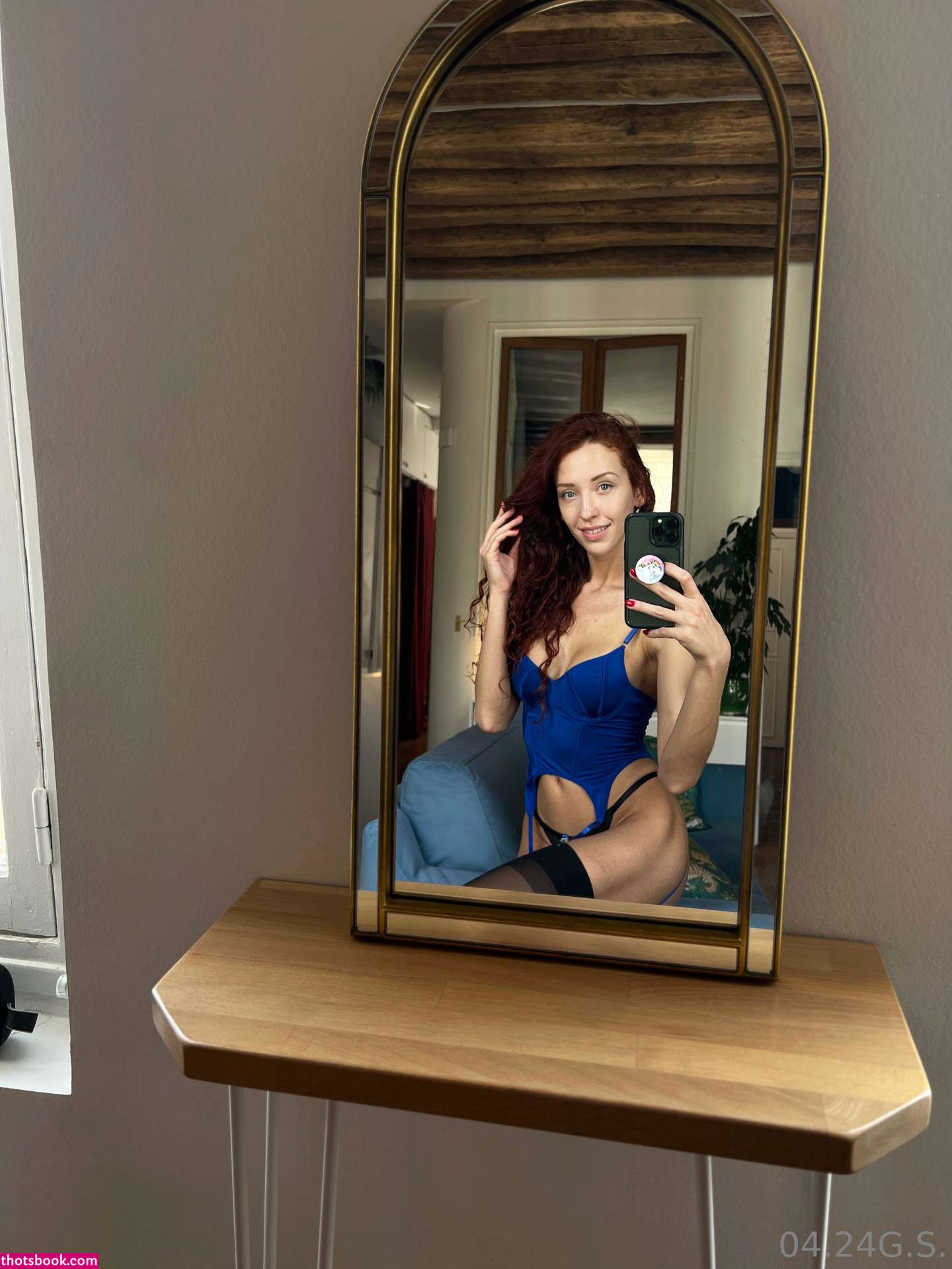 Curly Fenix Photo #159