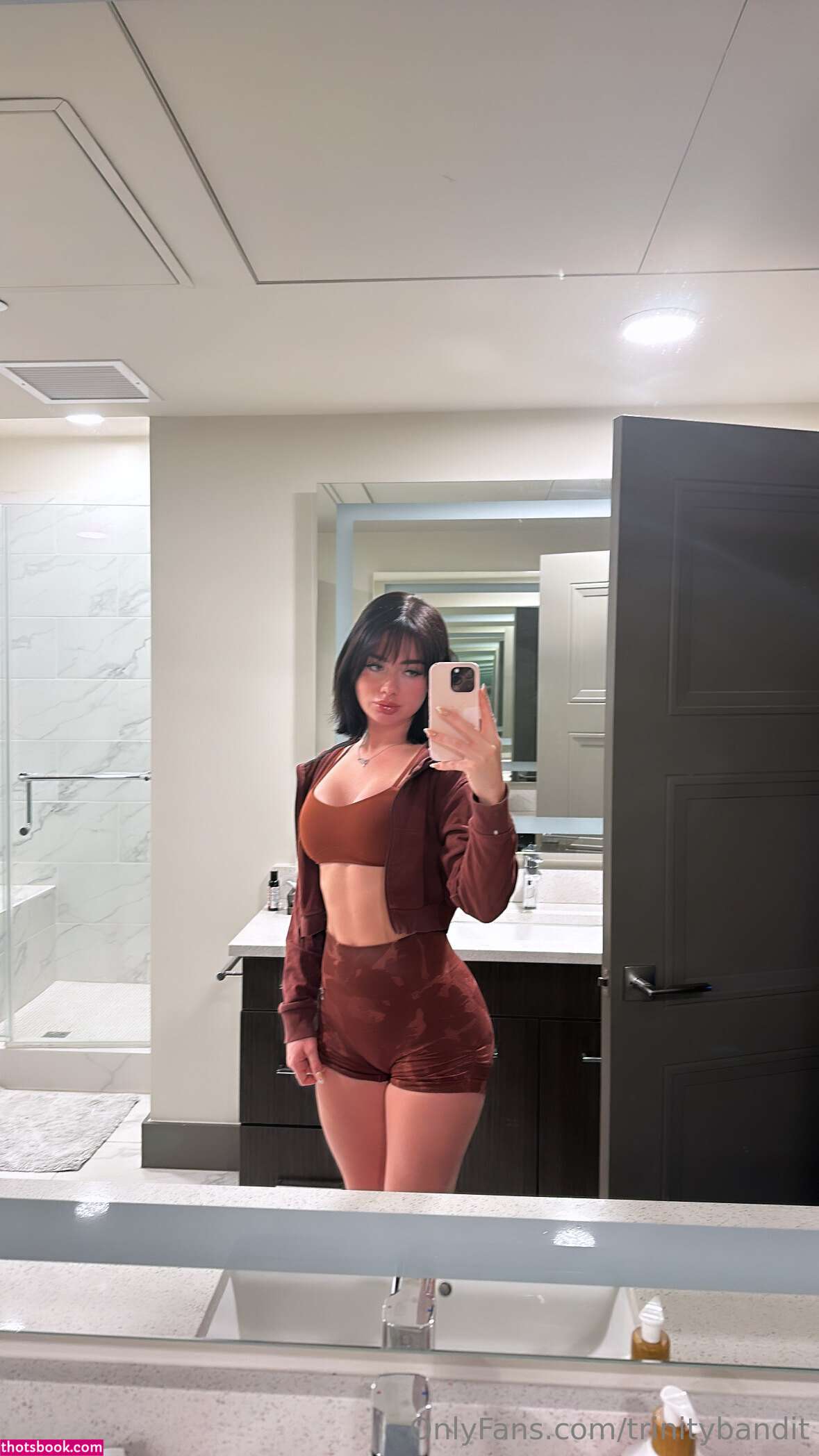 Trinity Bandit Photo #249