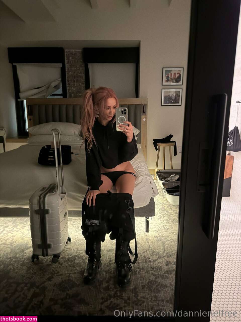 Dannie Riel Photo #124