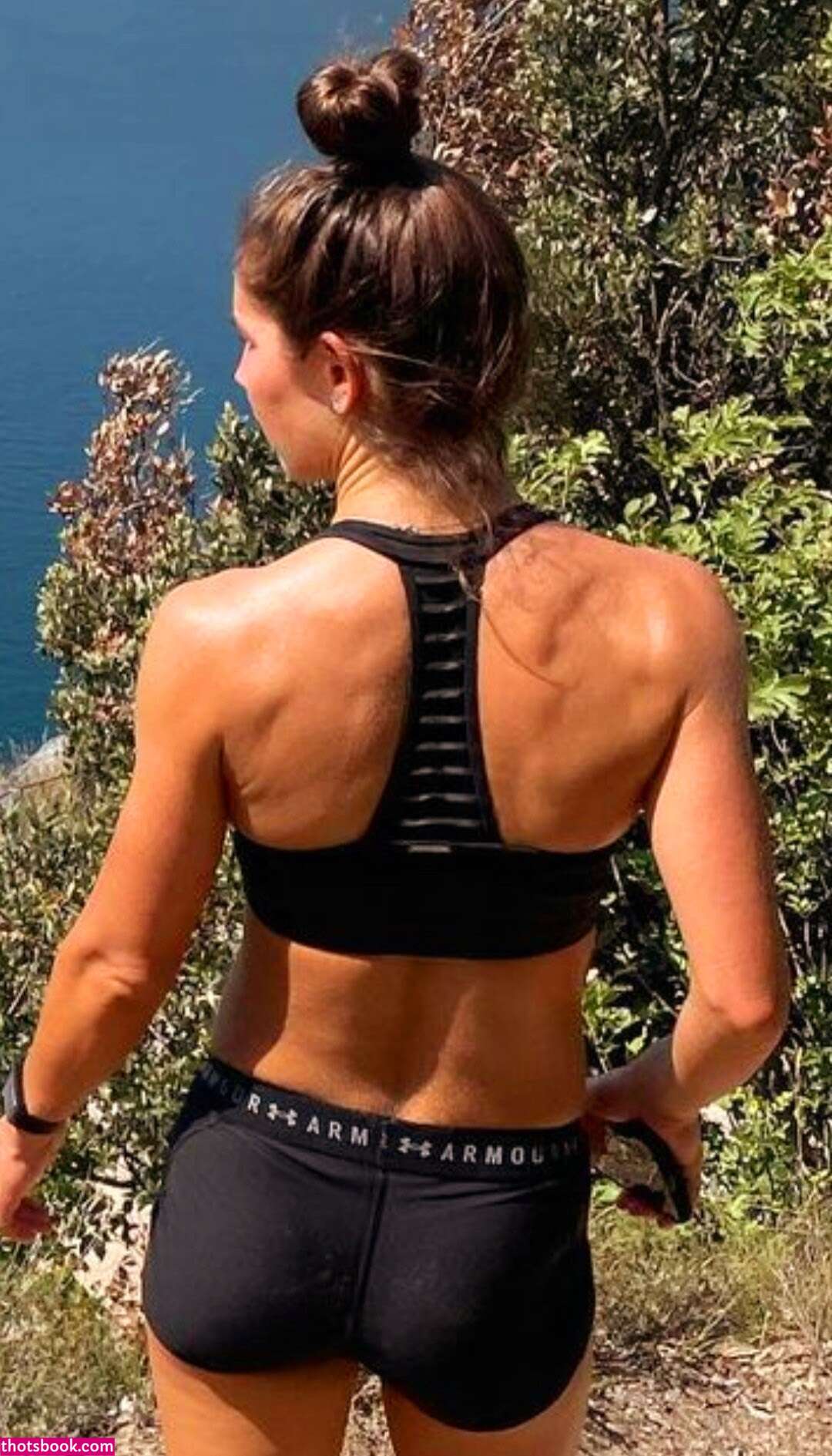 Avril Mathie Photo #16