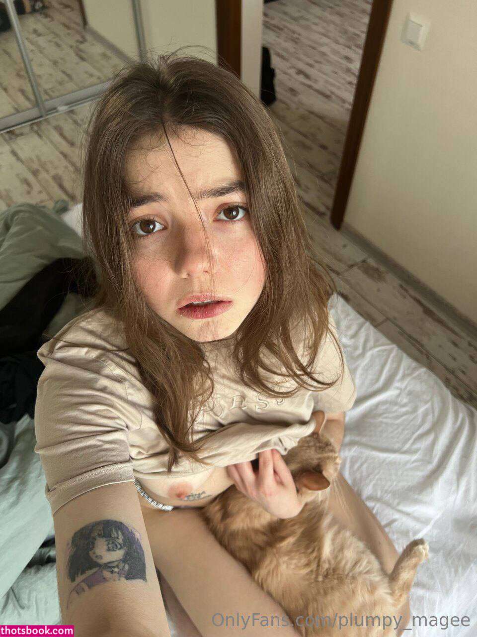 Plumpy Mage Photo #39