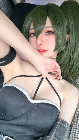 Sally Dorasnow Photo #268