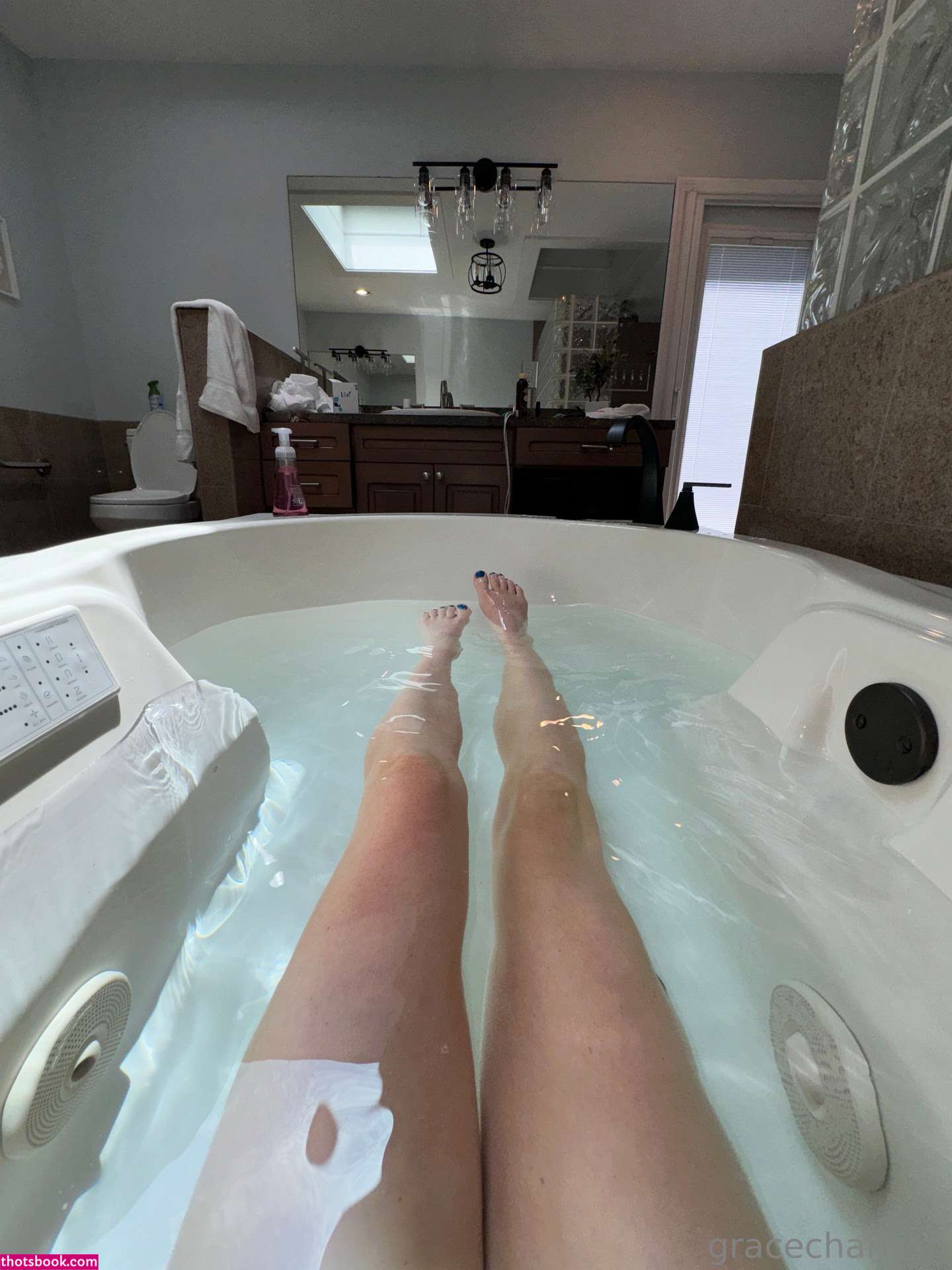 Grace Charis Photo #467