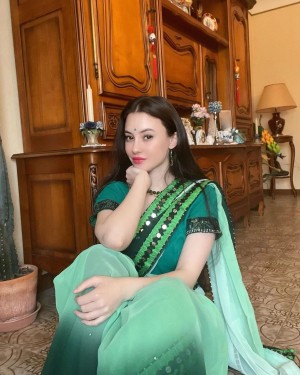 Fiona Allison Photo #110