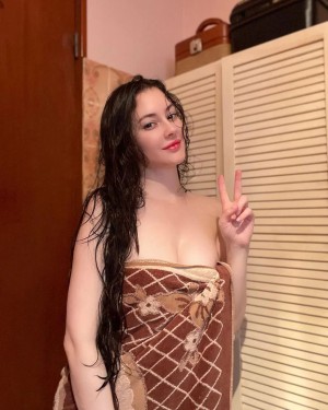 Fiona Allison Photo #120