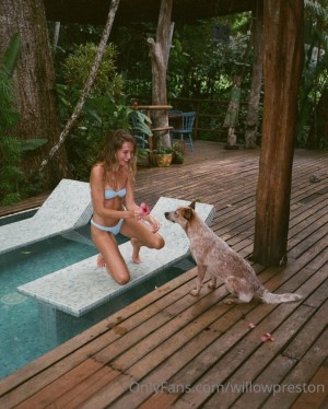 Willow Preston Photo #17