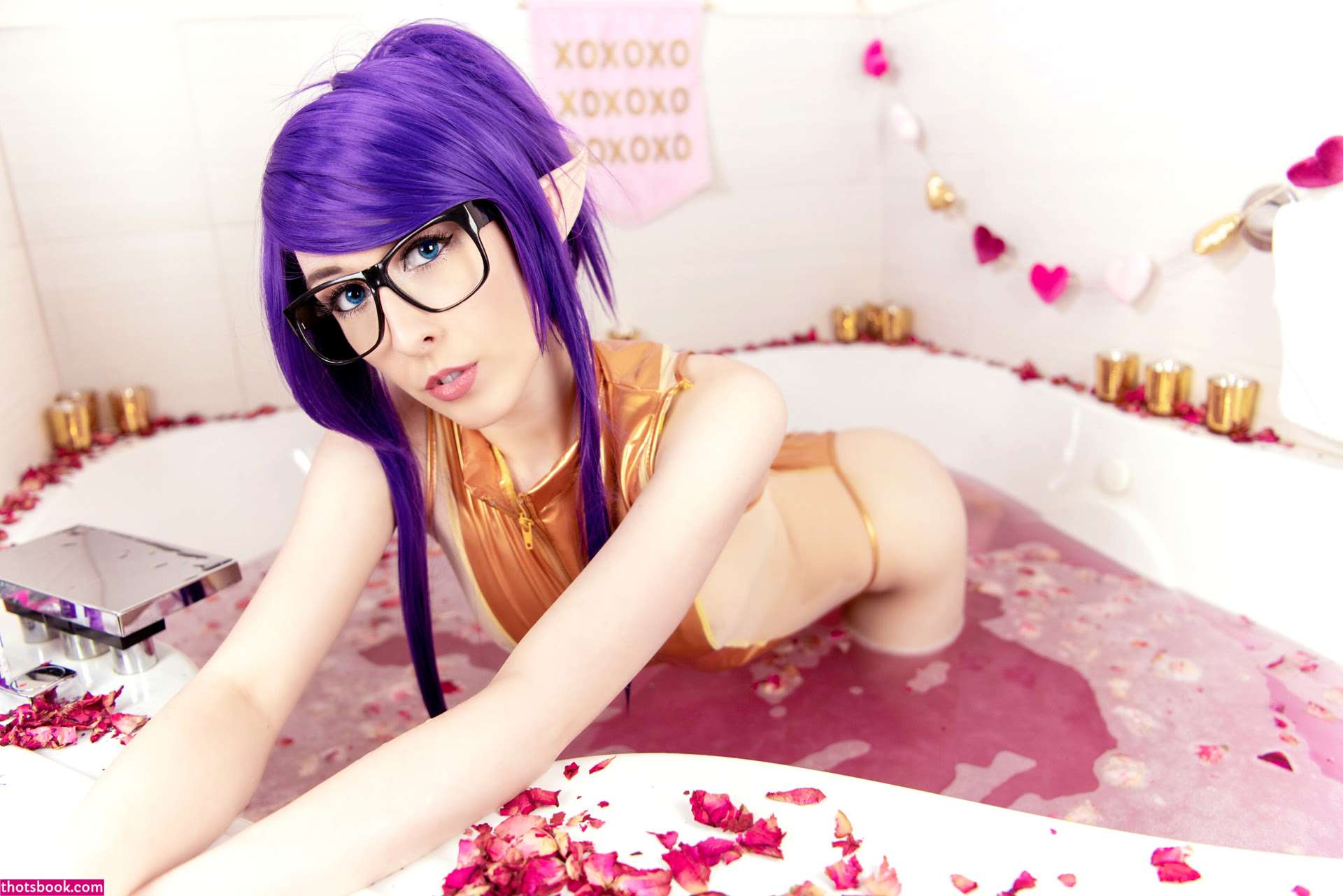 Eroticneko Photo #100