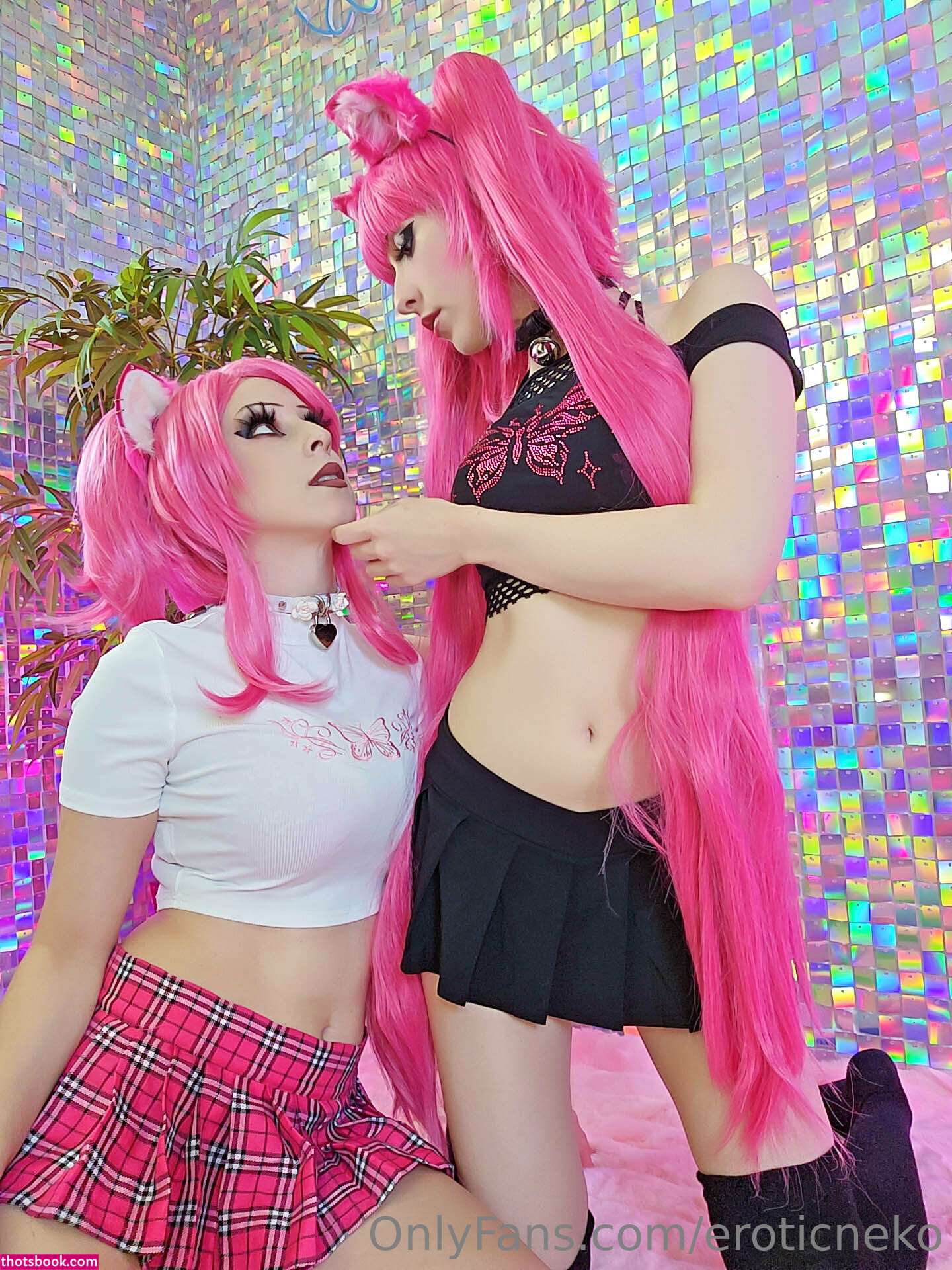 Eroticneko Photo #255