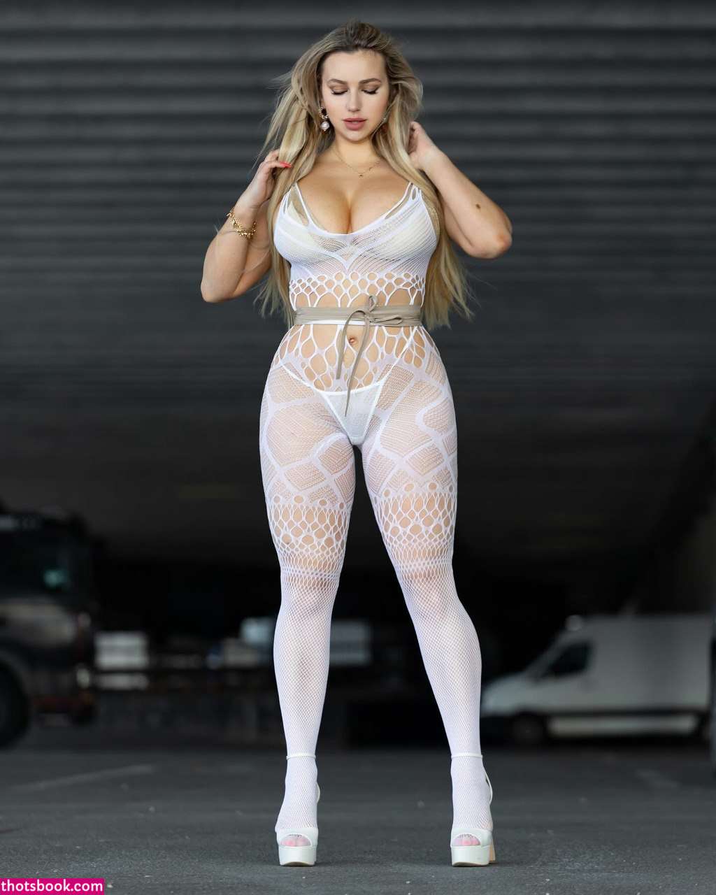 Neringa Kriziute Photo #100