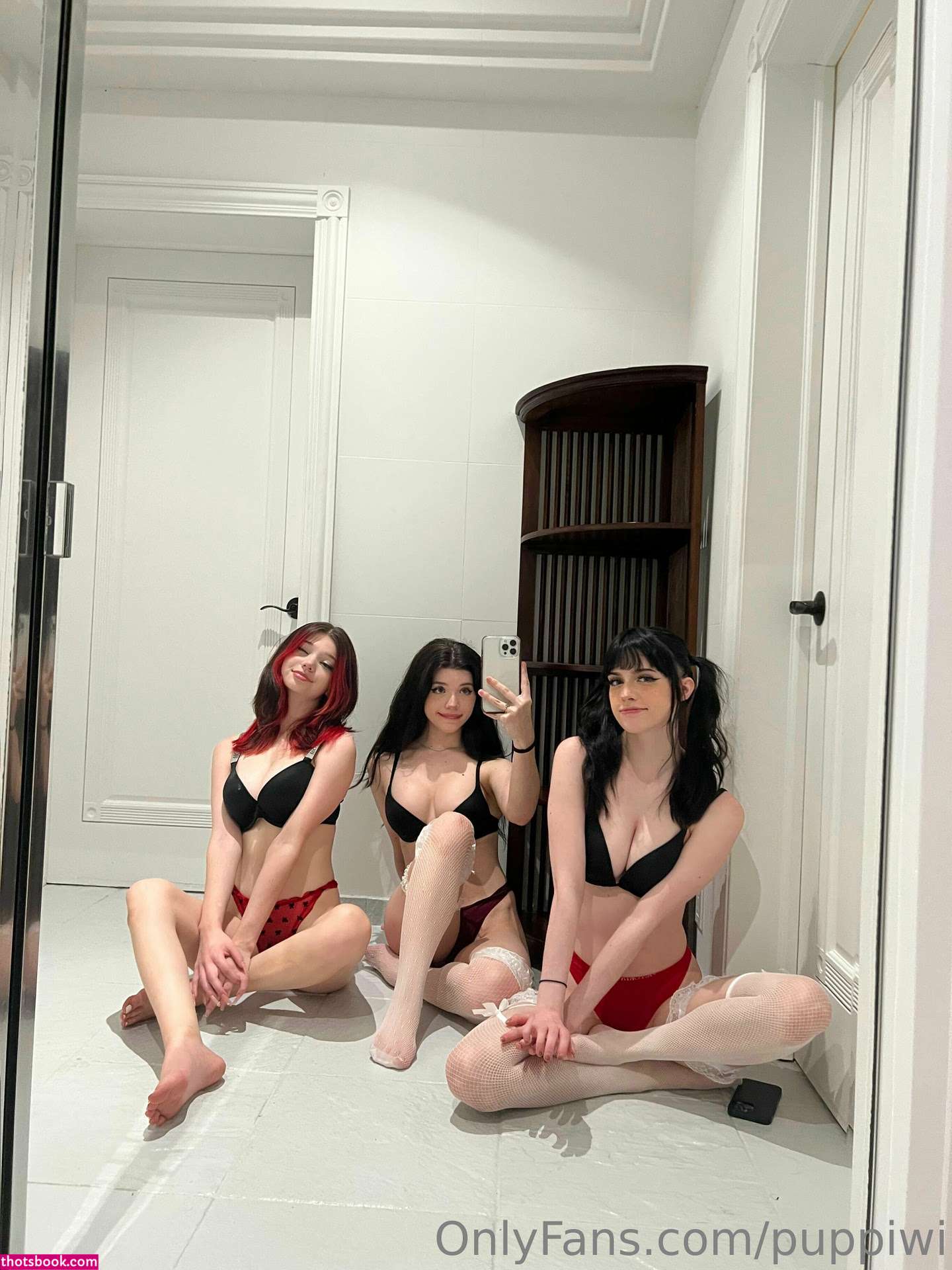 Grinchie Puppiwii Photo #216