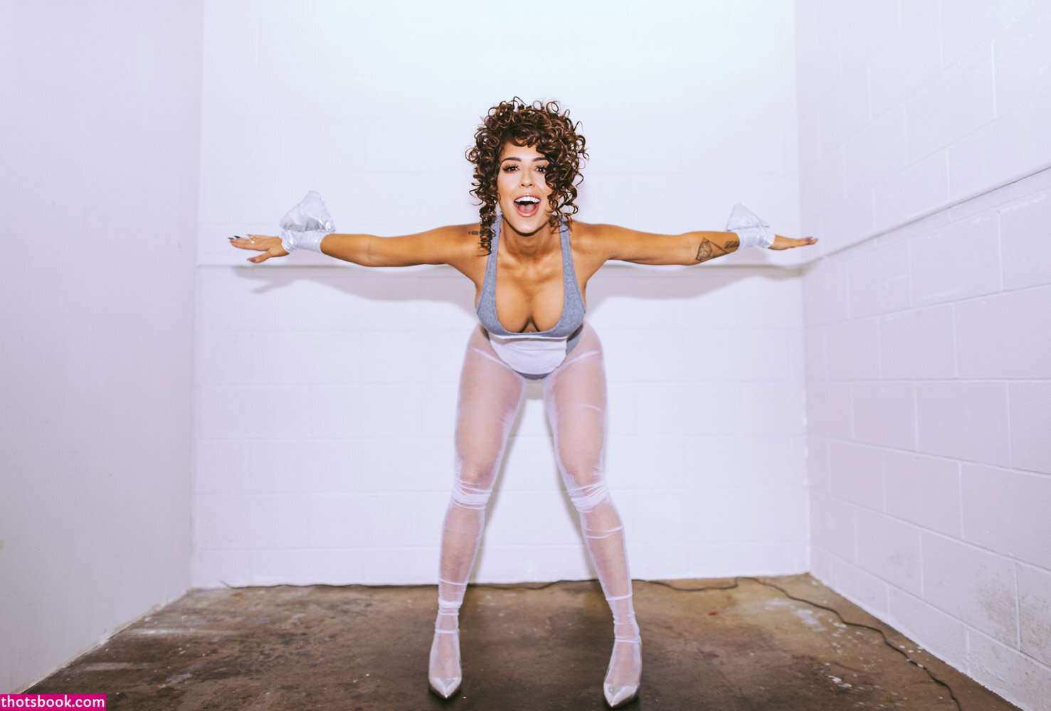 Tianna Gregory Photo #15