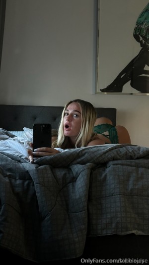 Billie Louise Photo #192