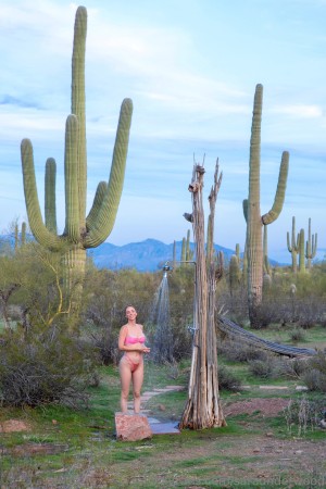 Saraunderwood Photo #577