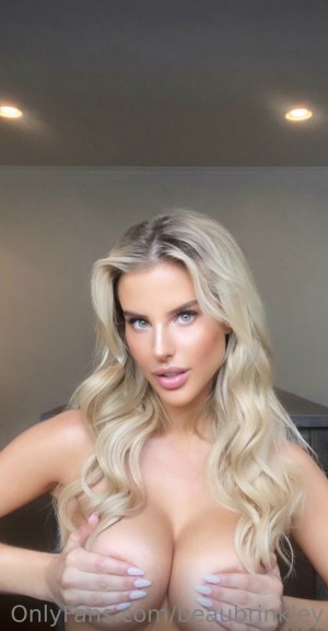 Brennah Black Photo #29