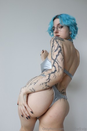 Lyra Crow Photo #418