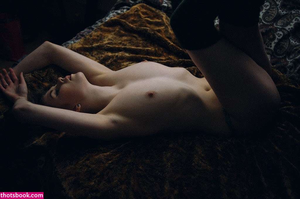 Icelandic Selkie Photo #100